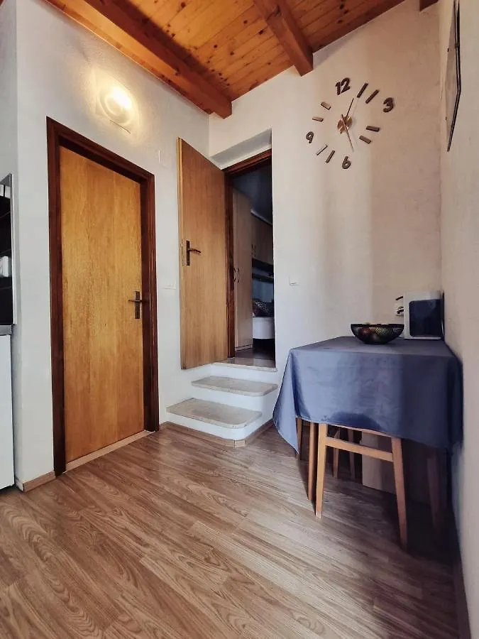 Apartment Vanessa Krk Town