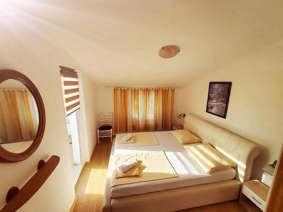 Apartment Vanessa Krk Town