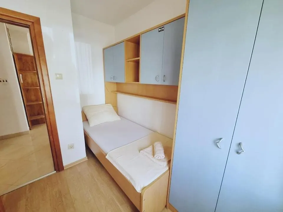 Apartment Vanessa Krk Town